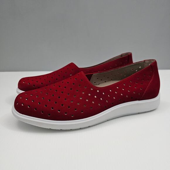Munro Ridley Sneaker Womens 9 Red Nubuck Slip On Comfort Perforated Loafer - Picture 1 of 12